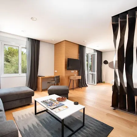 Beachfront Rosa Del Mar Jardin 아파트 Mošćenička Draga