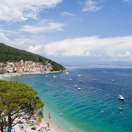 Beachfront Rosa Del Mar Jardin * Mošćenička Draga